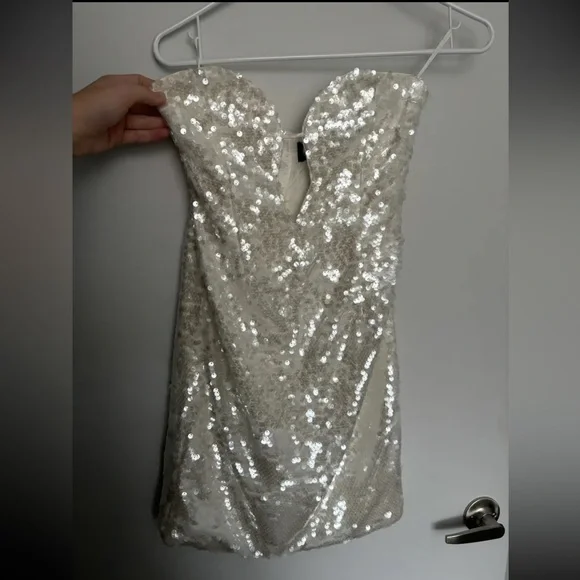 Bardot Cream Strapless Dress - Picture 2 of 4